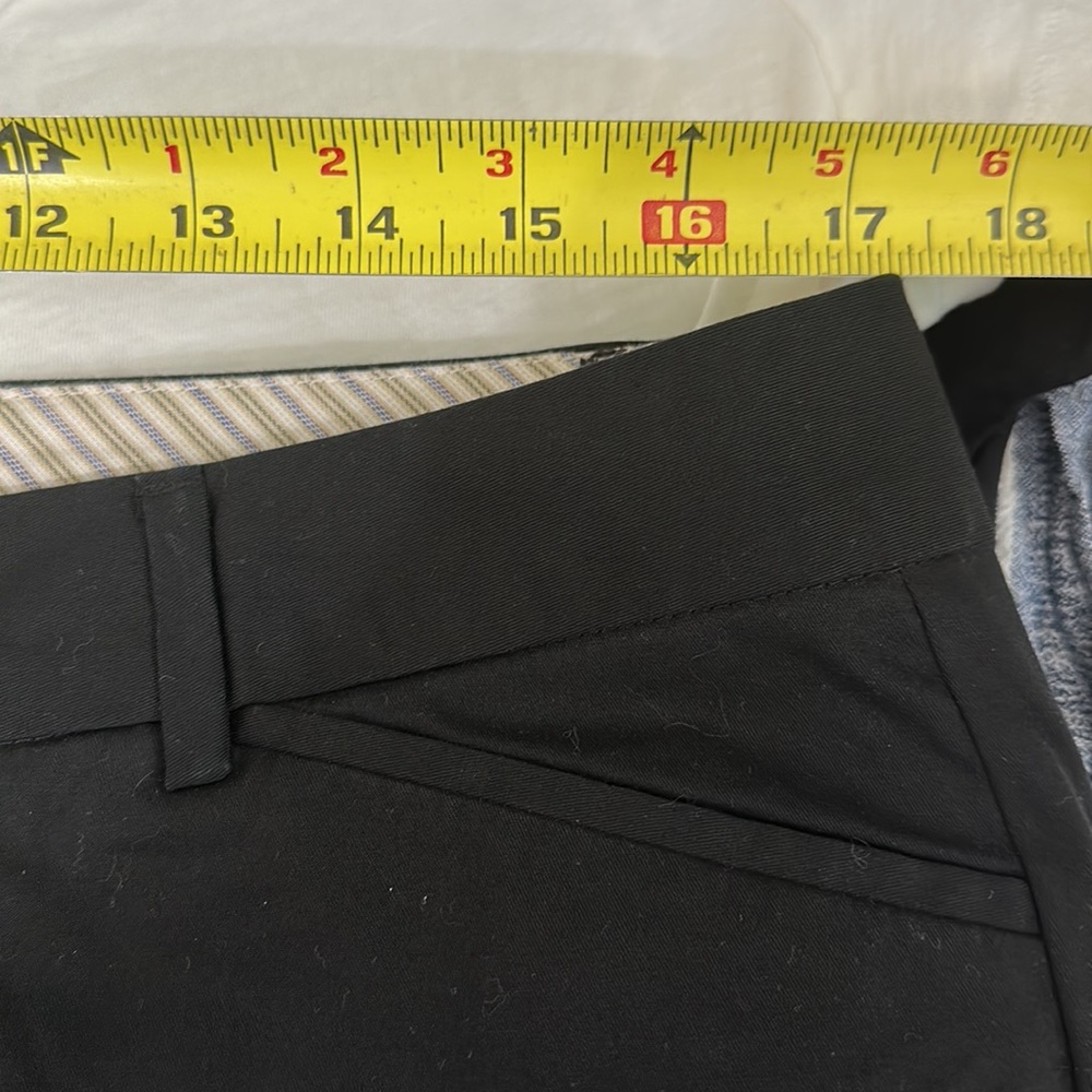 Gap Black Wide Leg Bermuda Shorts Knee Length 10” cotton stretch size 12 - Picture 10 of 11